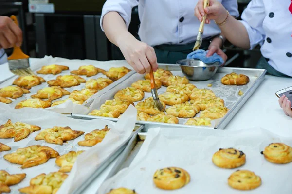 Học làm bánh mì Học làm bánh mì