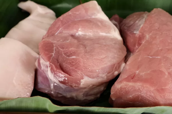 Nguyên liệu làm lạp xưởng