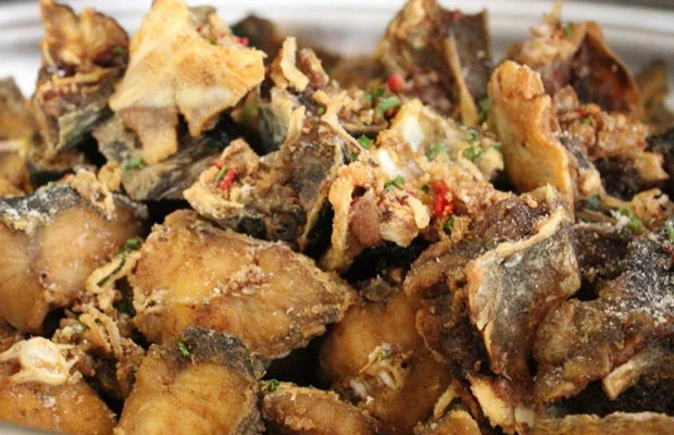 Cá tầm rang muối