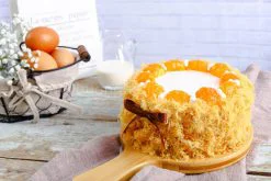 bánh bông lan trứng muối