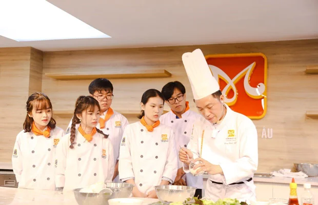 hướng dẫn các kỹ thuật làm nhân chả giò