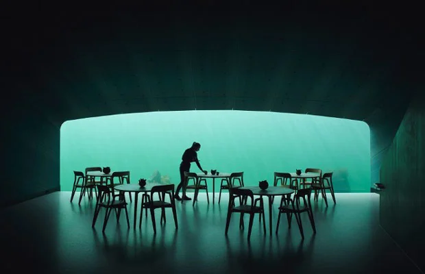 Không gian nhà hàng dưới nước