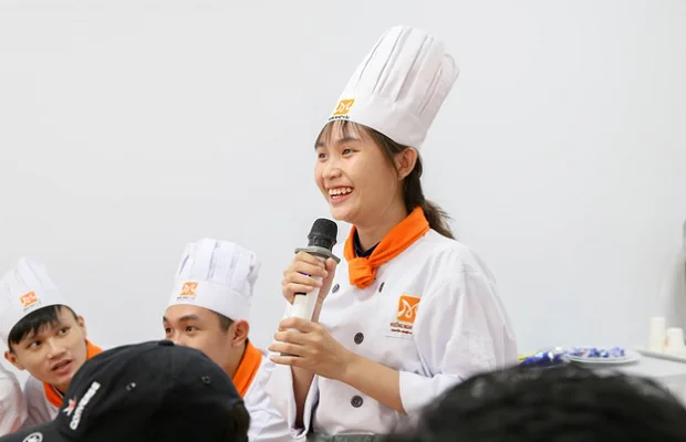 đặt câu hỏi với chuyên gia trong ngành