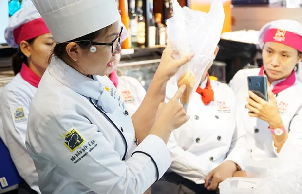 Giảng viên Thanh Kiều