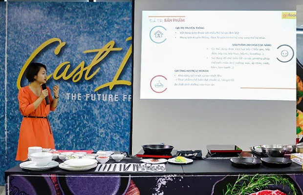 Chị Hà Thu đang chia sẻ