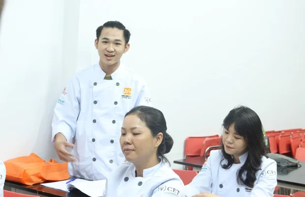 học viên hiểu rõ hơn về lĩnh vực mình theo đuổi