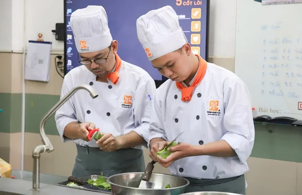 trở thành đầu bếp