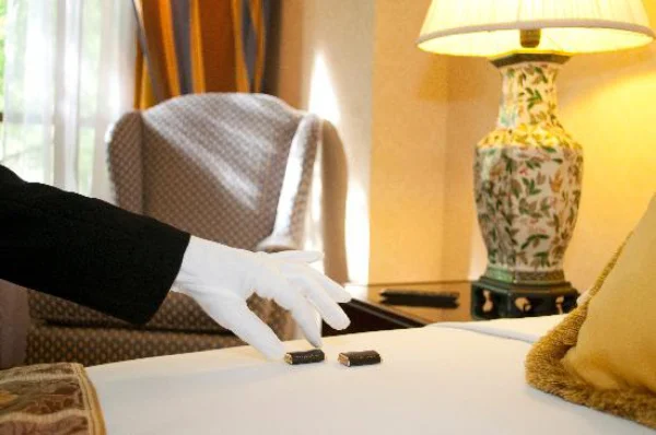 turndown service thường có ở khách sạn hạng sang