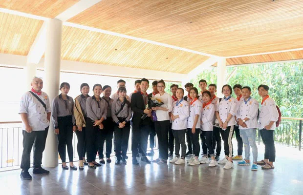 Hotel Tour tại Azerai Cần Thơ Resort