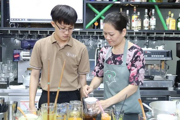 học phí và thời gian học pha chế