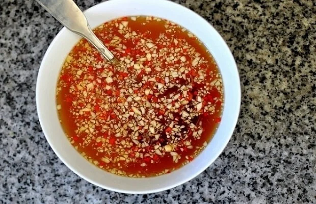 nước chấm ớt tỏi