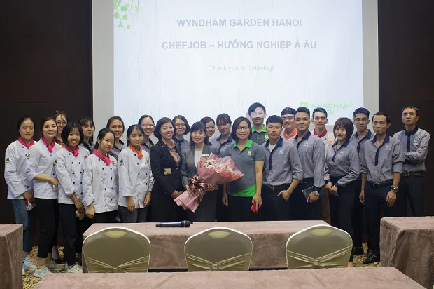 chụp ảnh kỷ niệm