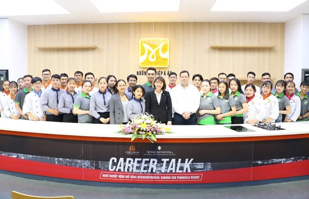 Chụp hình lưu niệm