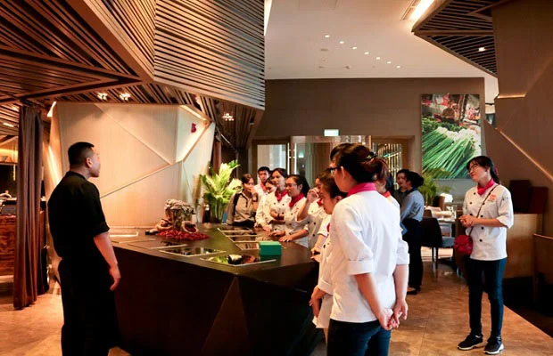 khu vực buffet sáng