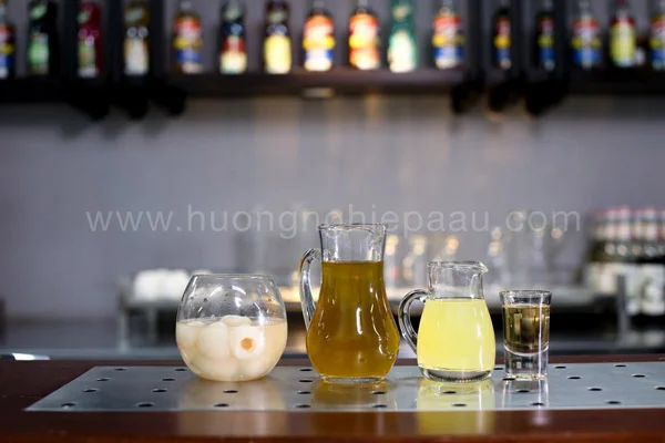 nguyên liệu làm trà vải đơn giản