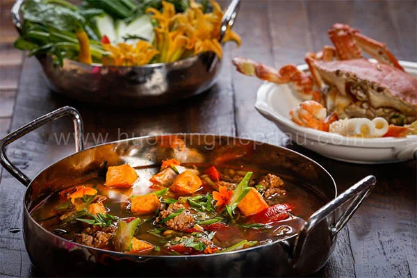 chuyên đề lẩu hải sản - huongnghiepaau học cách nấu lẩu hải sản