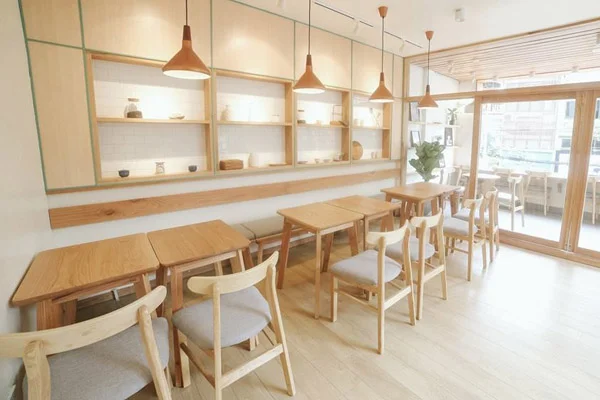 thiết kế không gian quán