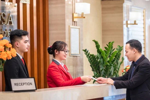 Lễ tân là bộ phận không thể thiếu của Front office bộ phận lễ tân