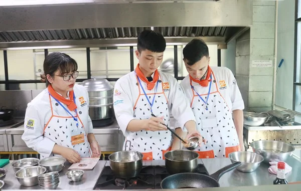 làm món ăn từ nước tương Kikkoman