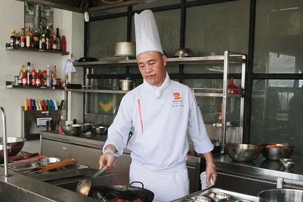 nghề bếp lương tăng theo lộ trình