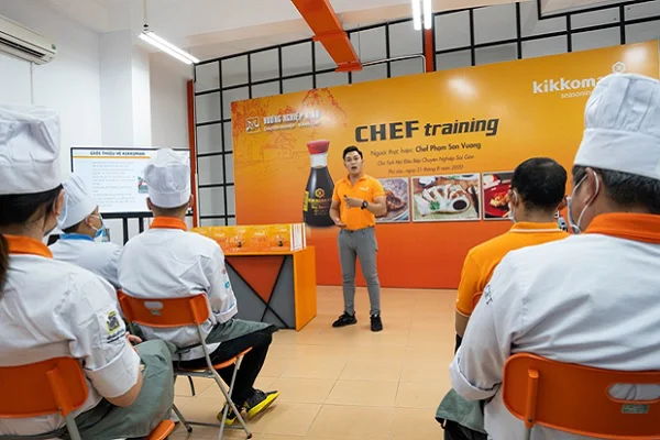 Đại diện đối tác Ân Nam