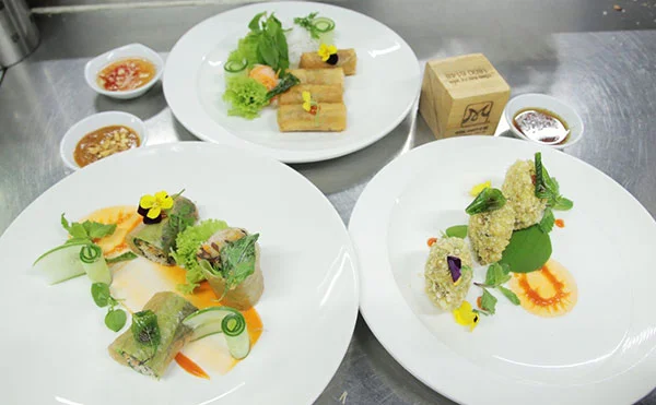 cuốn chay hấp dẫn người dùng nhờ vị thanh đảm