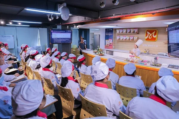 lĩnh hội kiến thức bổ ích