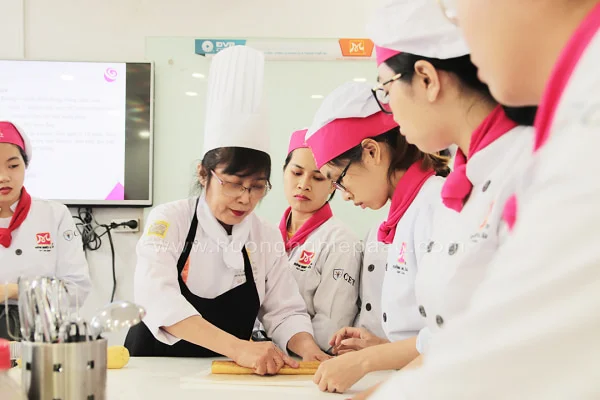 hướng dẫn học viên