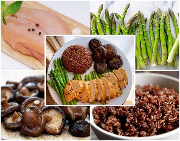 cơm gạo lứt ức gà nướng mật ong