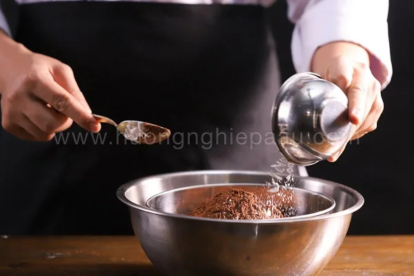 nguyên liệu làm bánh chính xác