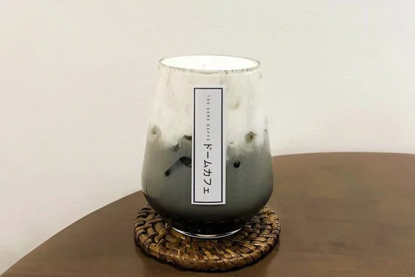 thưởng thức món trà sữa