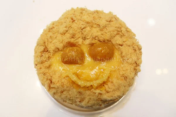 bánh bông lan trứng muối