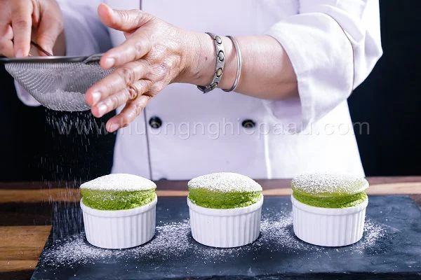 bánh matcha souffle