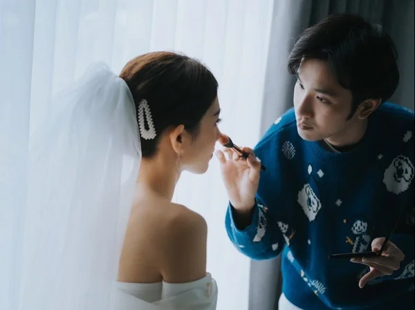 con trai có nên học nghề makeup