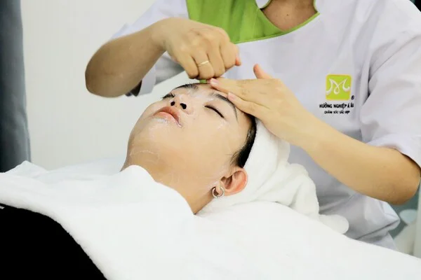 kỹ thuật viên spa có bằng cấp