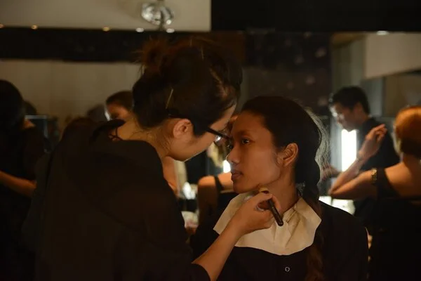 nghề makeup có dễ xin việc không