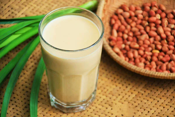 Sữa đậu phộng ngọt thanh