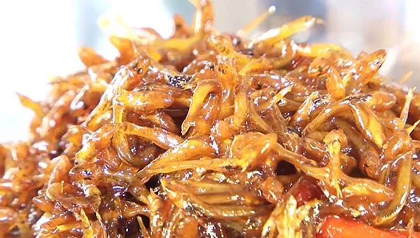 cá bống sông trà kho