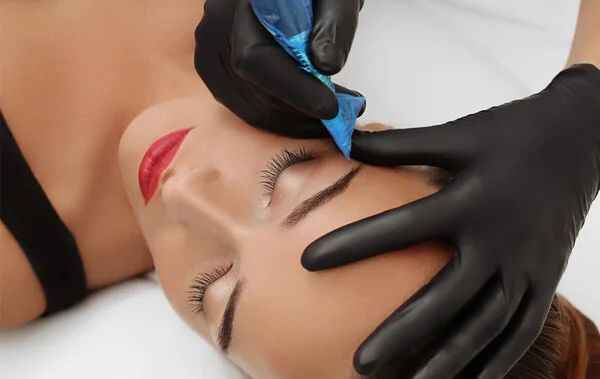 lương nhân viên phun xăm thẩm mỹ