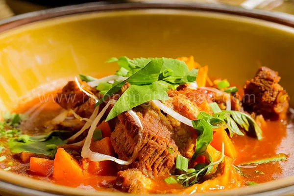 có thể sử dụng nước dừa