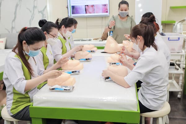 thực hành lăn kim đồng loạt