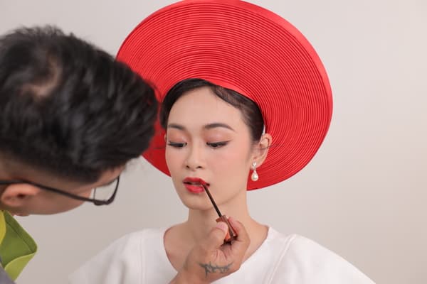 hoc-makeup-co-dau-3-thang học makeup cô dâu 3 tháng