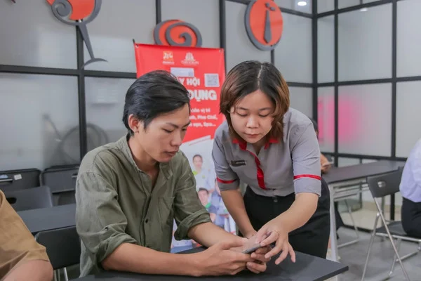 hướng dẫn ứng viên tạo cv trên website