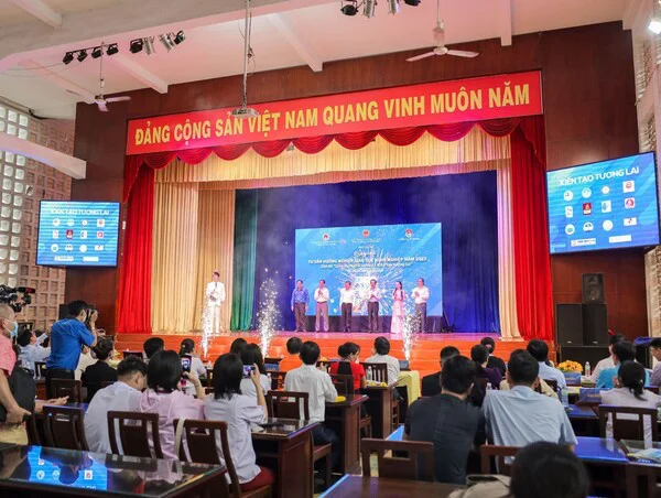 tọa đàm giáo dục nghề nghiệp kiến tạo tương lai