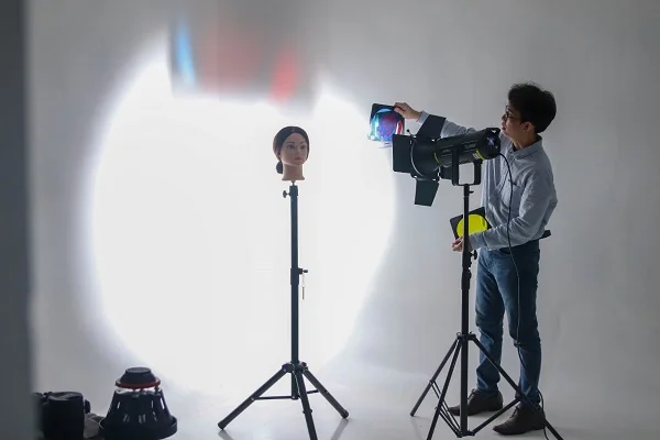 tạo hiệu ứng màu sắc khi chụp