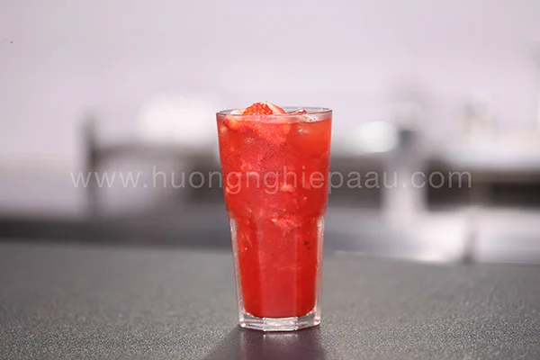 mon-tra-dau-chieu-long-thuc-khach Món trà dâu