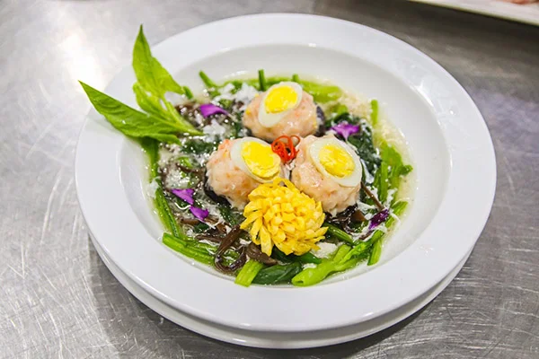 Thành phẩm đông cô trứng cút