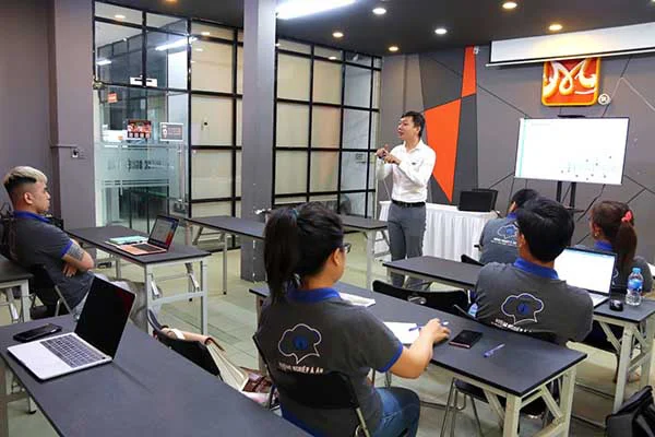 giang-vien-chia-se-moi-bi-quyet Giảng viên chia sẻ mọi bí quyết để khởi nghiệp kinh doanh ăn uống