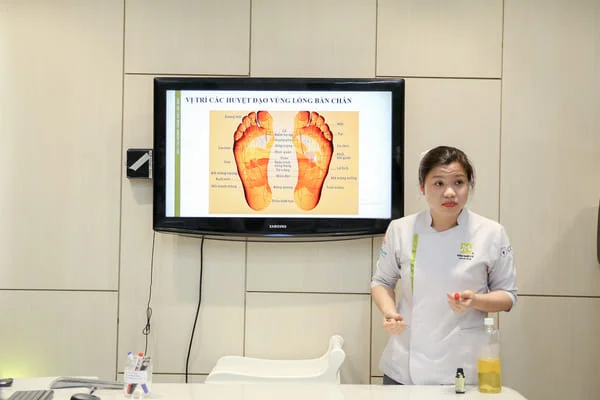 mặt tối nghề spa