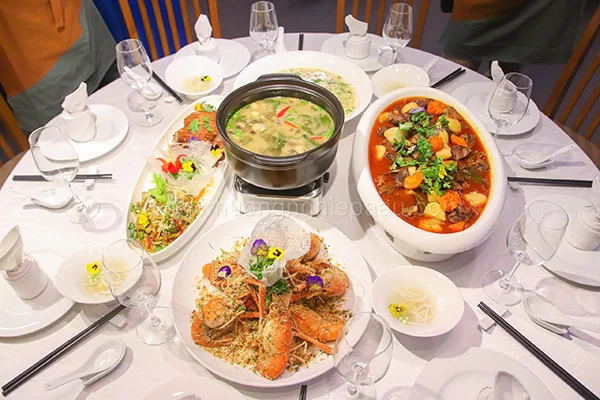 hoc-lam-mon-an-dai-tiec học làm món ăn đãi tiệc